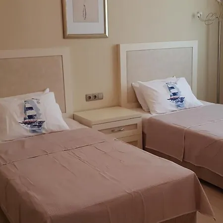 Alanya Gold City شقة فندقية كارغيجاكْ