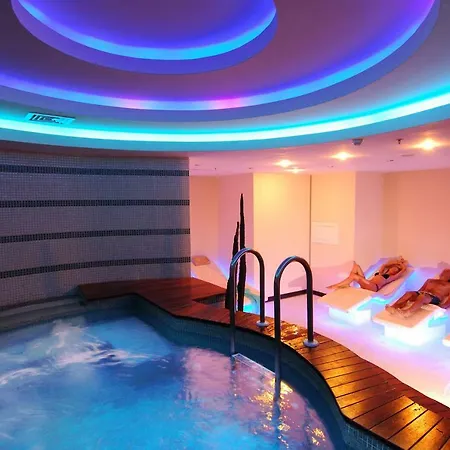شقة فندقية Alanya Gold City كارغيجاكْ
